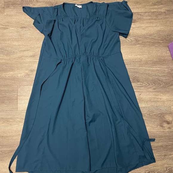 Dresses & Skirts - *2/$16* Maternity dress size small teal